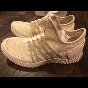 New! Qupid slip on sneakers -